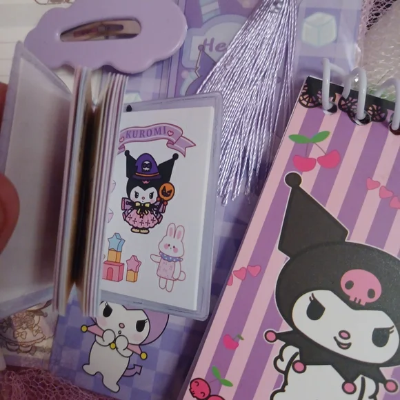 Charming Sanrio Kuromi Character Stationery Set in Purple and Pink - Picture 4 of 4